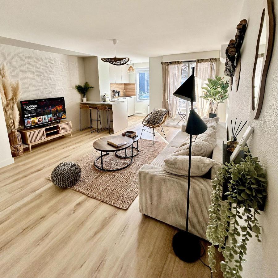 Appartamento Modern 1 Bdr + Balcony + Free Parking + Ac + Pool L'Isle-d'Abeau Esterno foto