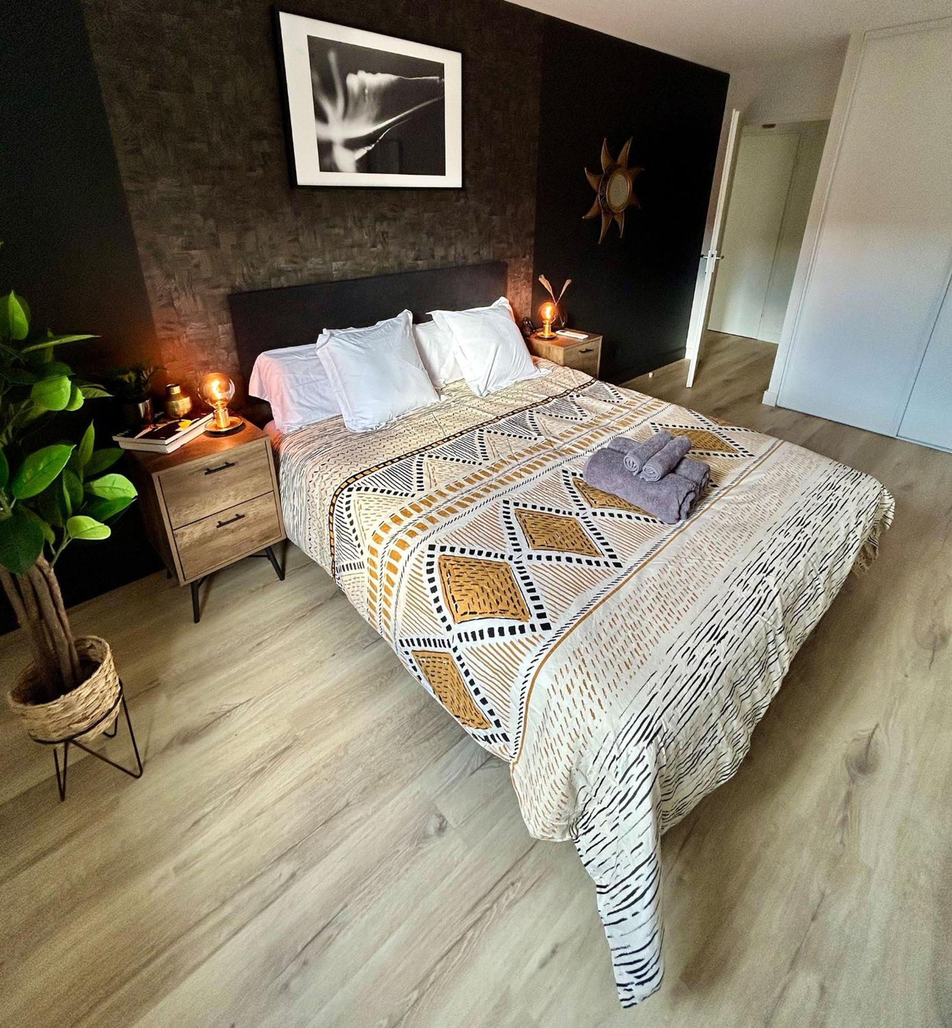 Appartamento Modern 1 Bdr + Balcony + Free Parking + Ac + Pool L'Isle-d'Abeau Esterno foto